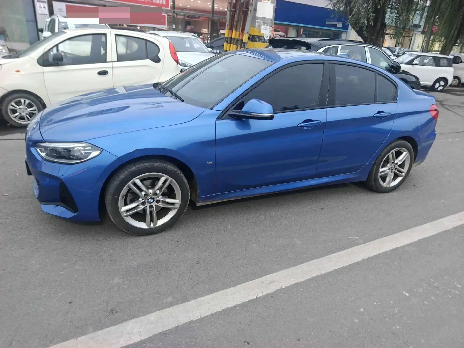 2020 BMW 1 thumbnail 3