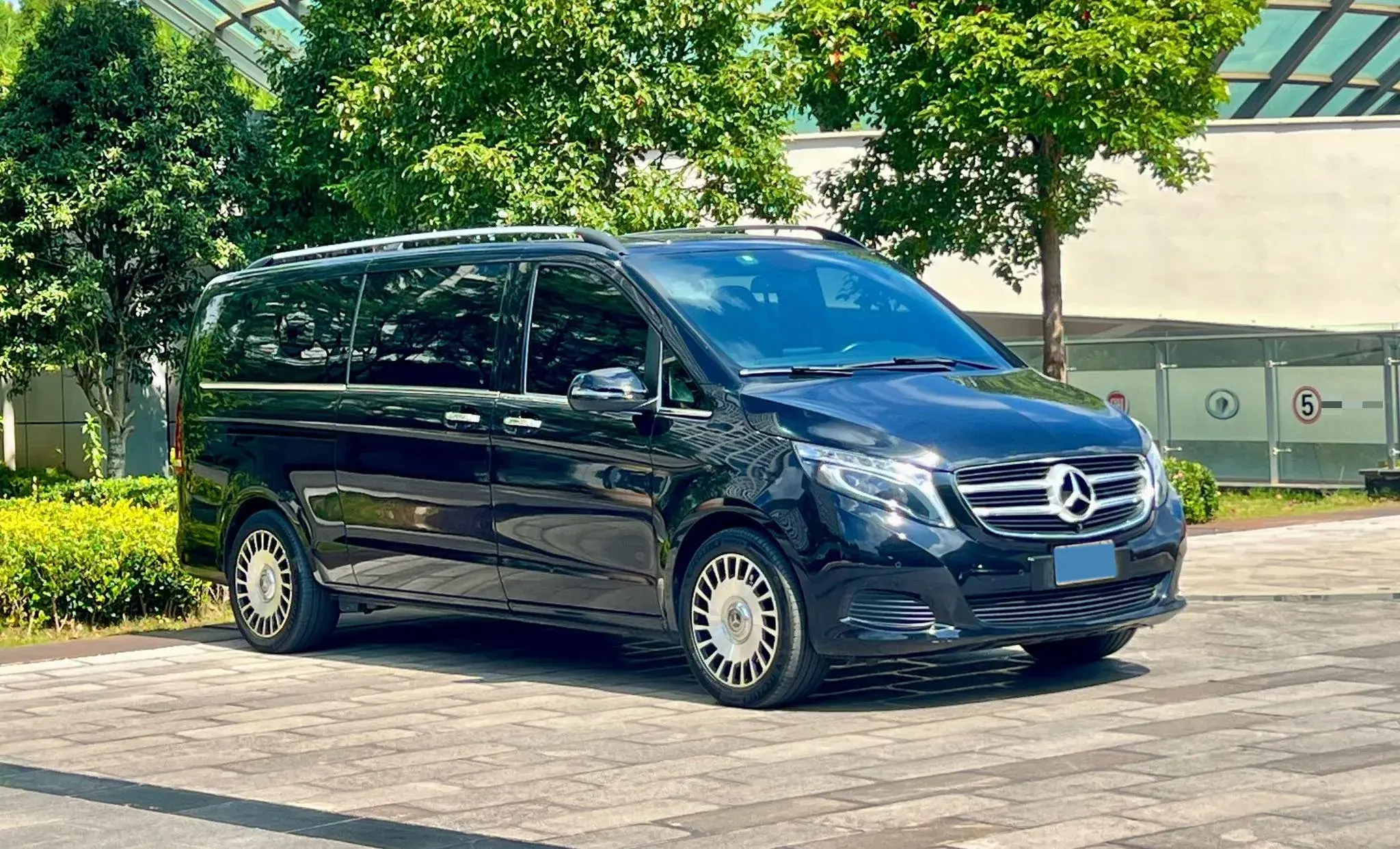 2014 MERCEDES-BENZ E thumbnail 3