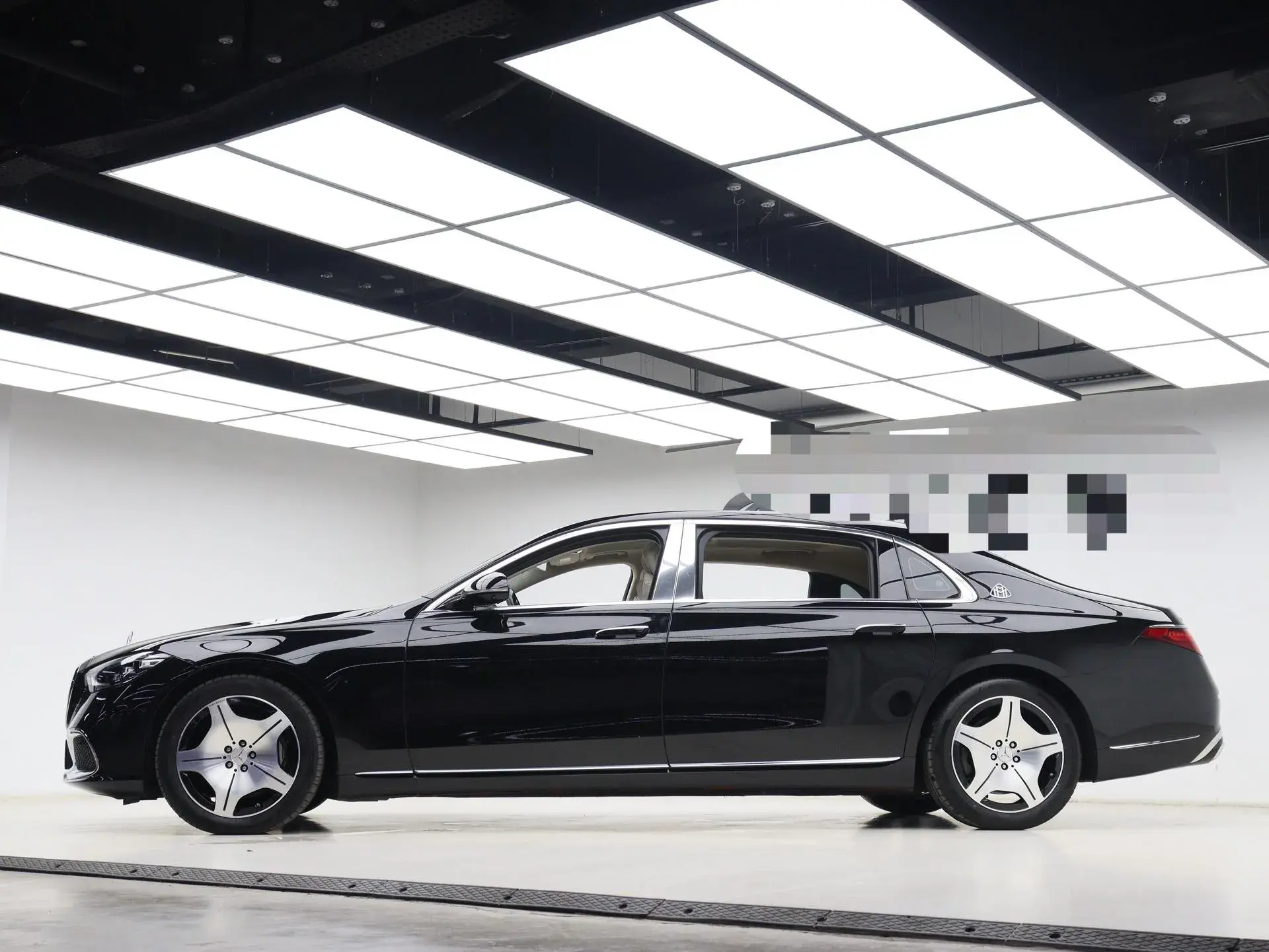 2024 MERCEDES-BENZ MAYBACH thumbnail 3