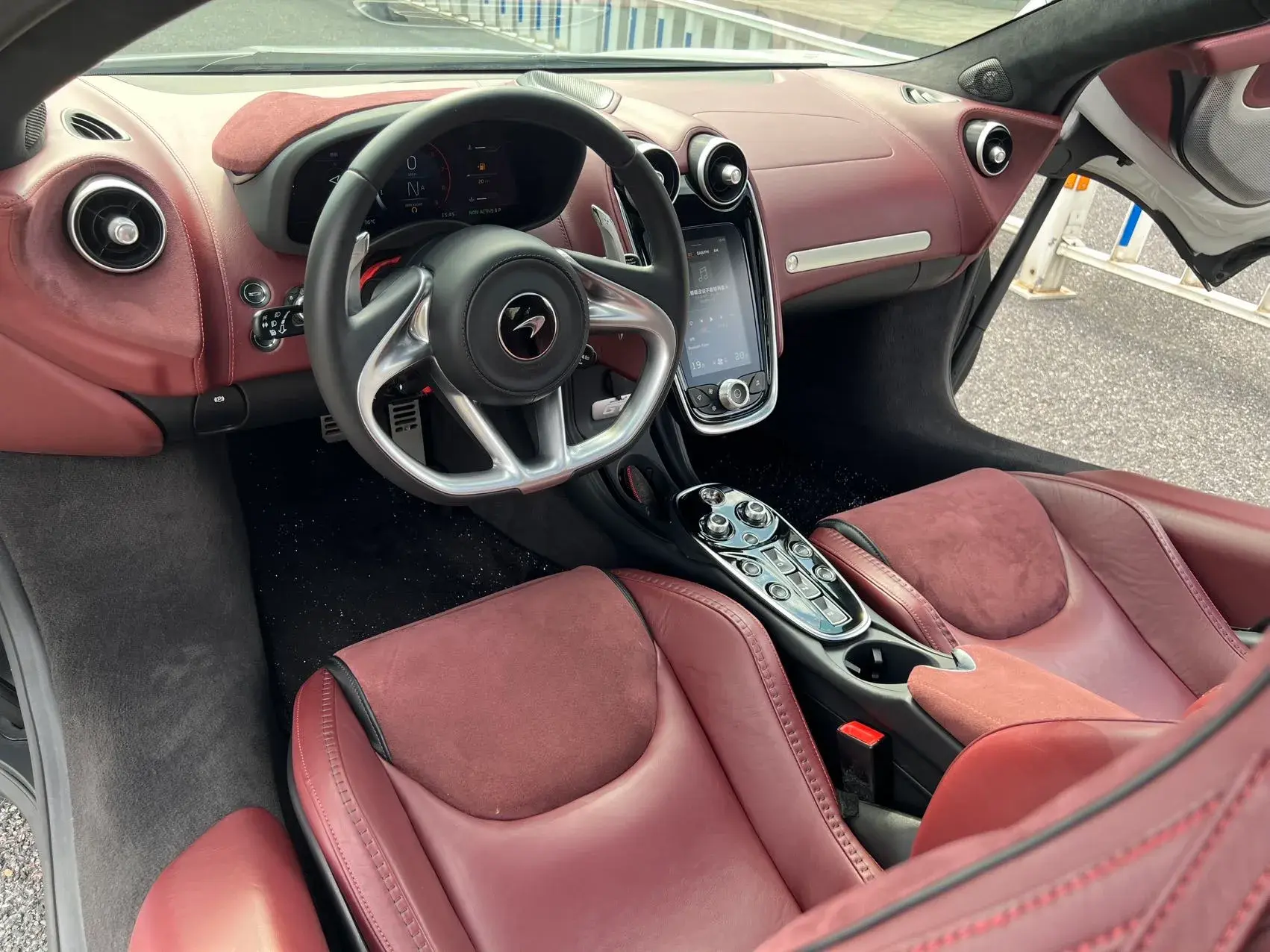 2022 MCLAREN GT thumbnail 4