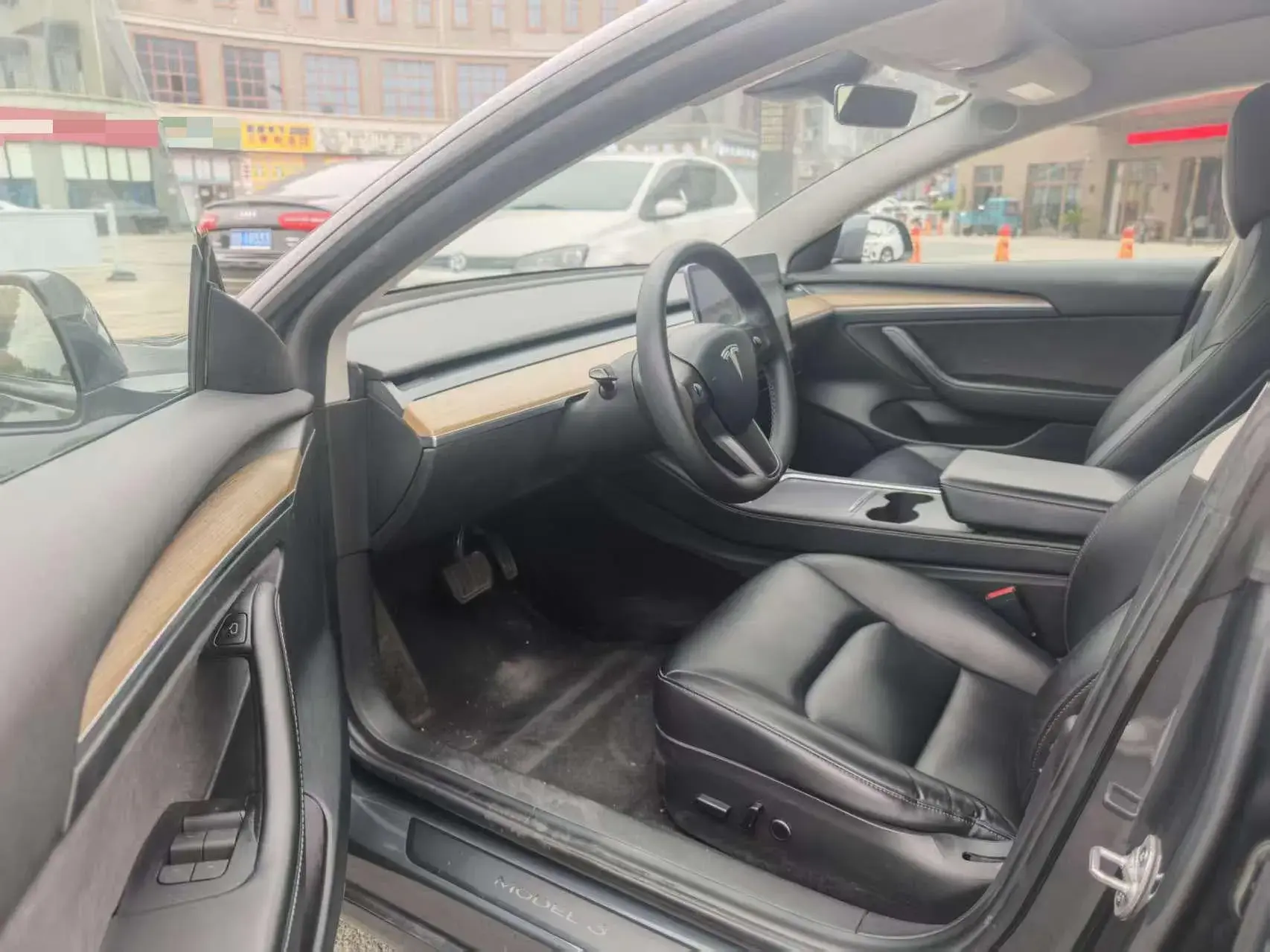 2021 TESLA MODEL thumbnail 4