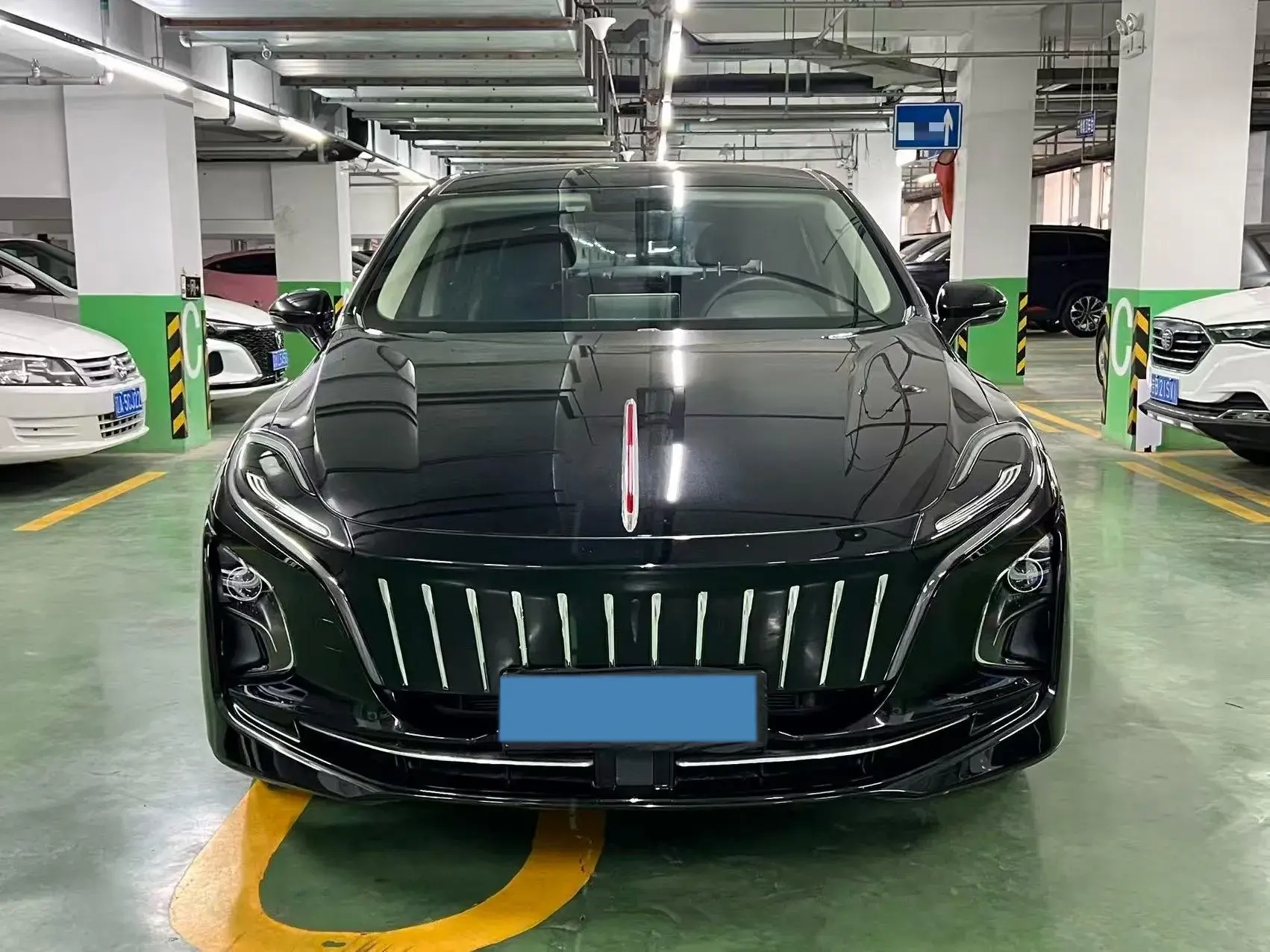 2021 HONGQI E-QM5 thumbnail 2