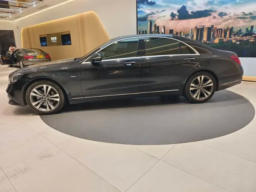 2019 MERCEDES-BENZ S thumbnail 3