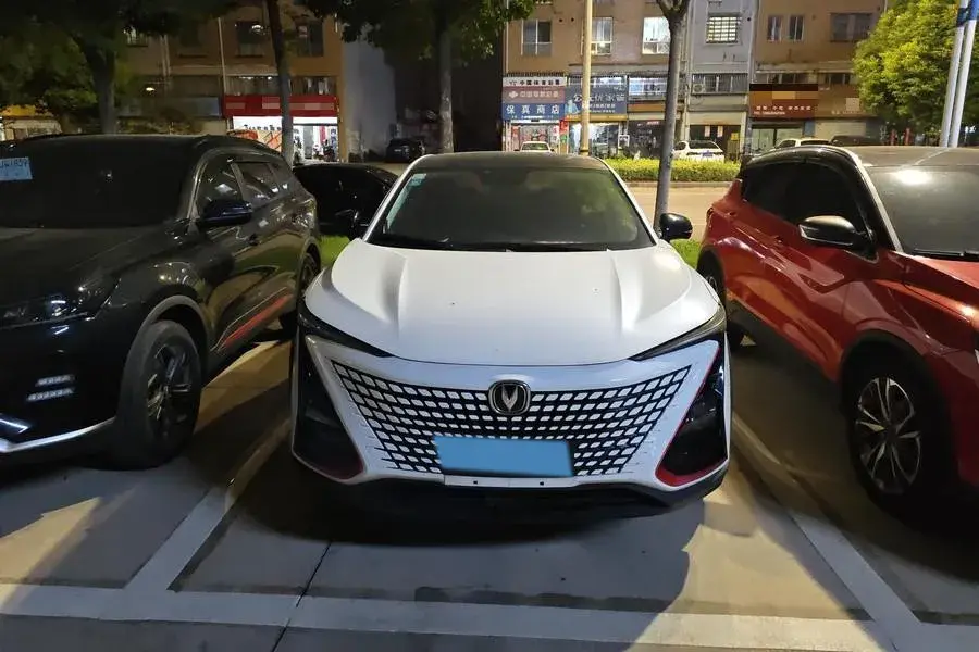 2021 CHANGAN UNI-T thumbnail 3