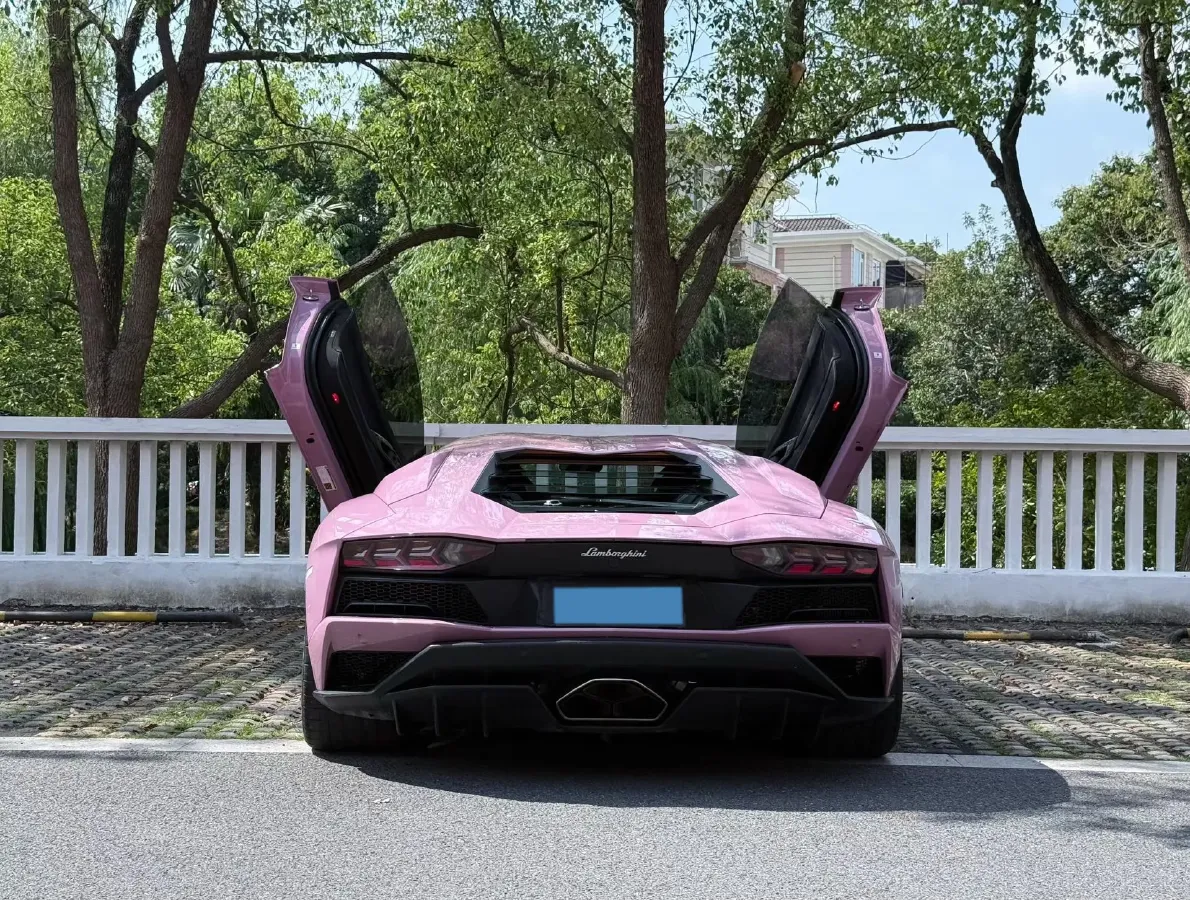 2017 BiSu M3 1.5L 114HP L4 5MT,autocango,china used car exporter,china ev exporter,chinese used car exporter,chinese used ev exporter