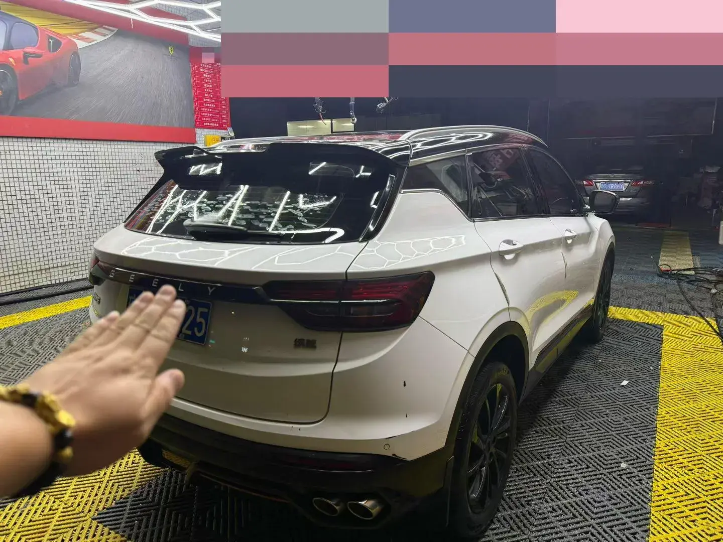 2021 GEELY COOLRAY thumbnail 4