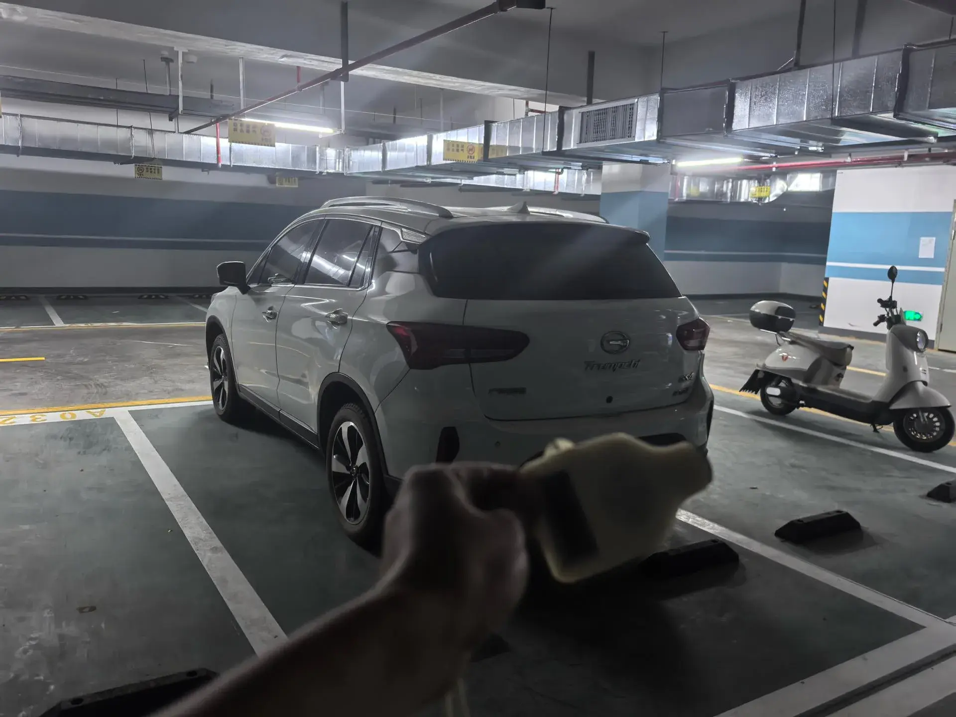 2019 GAC TRUMPCHI thumbnail 3