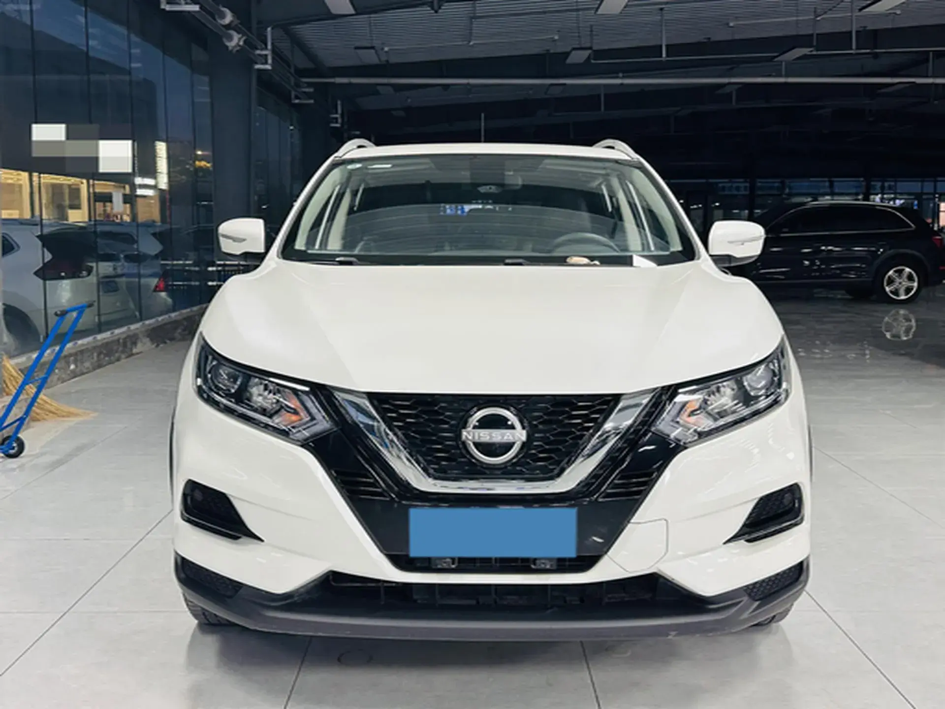 2023 NISSAN QASHQAI thumbnail 2