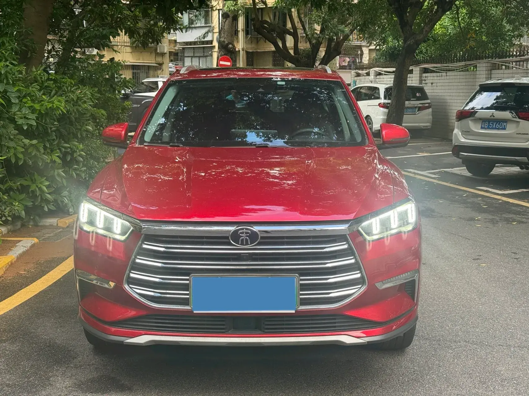 2019 BYD SONG thumbnail 2