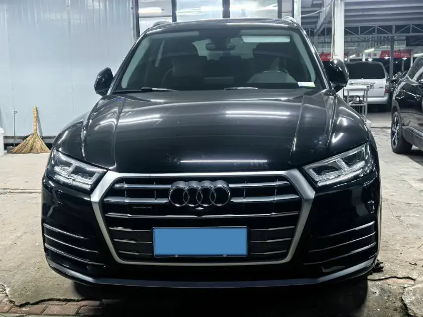 2020 AUDI Q5L thumbnail 2