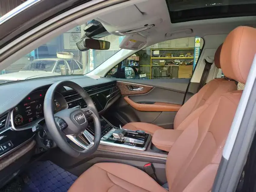 2023 AUDI Q7 thumbnail 2