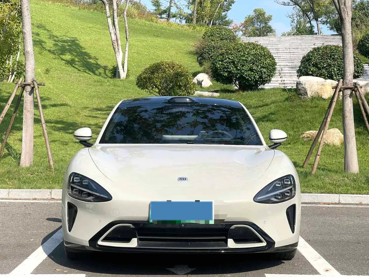 2024 MI SU7 thumbnail 2