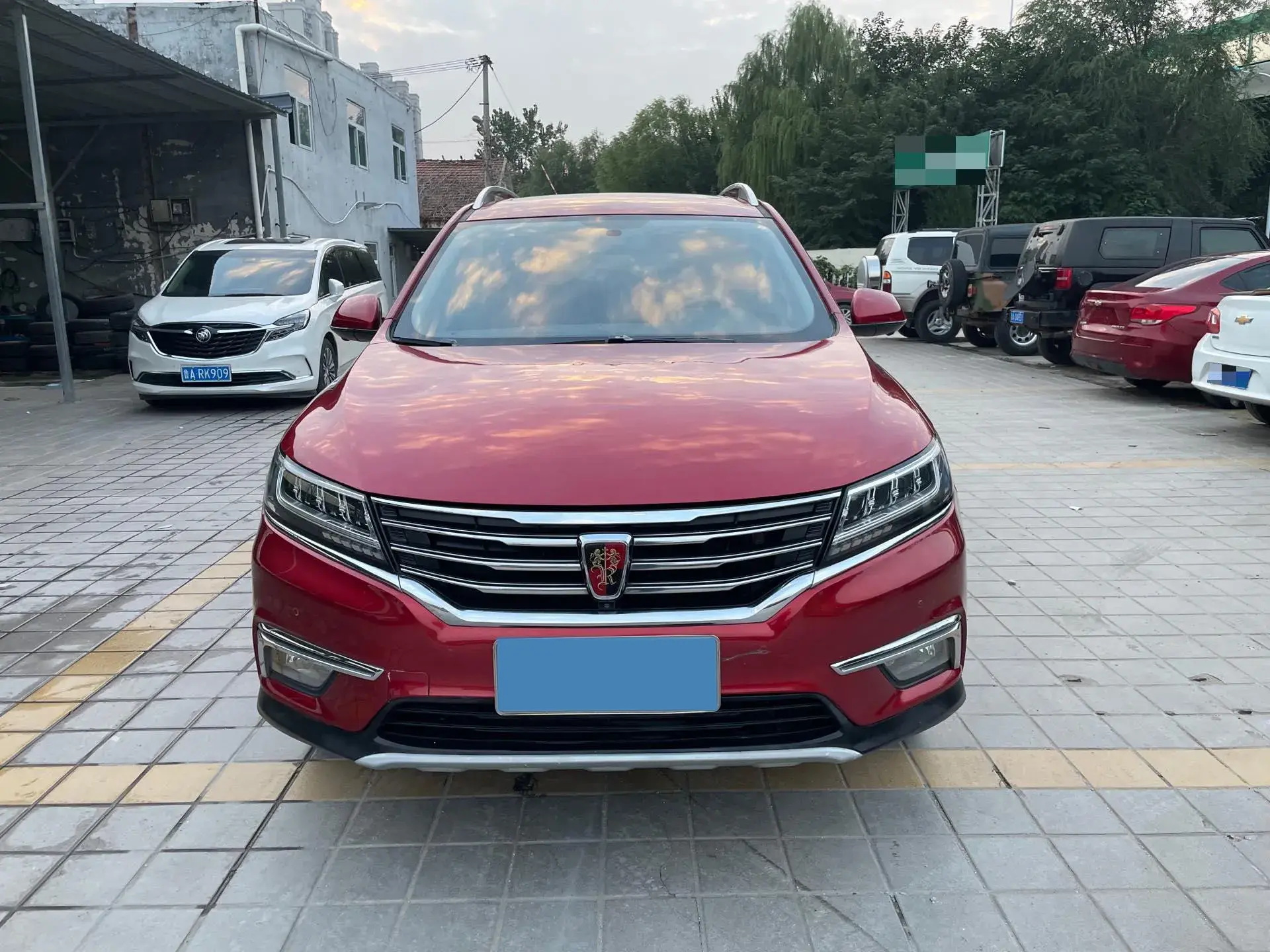 2017 ROEWE RX5 thumbnail 2