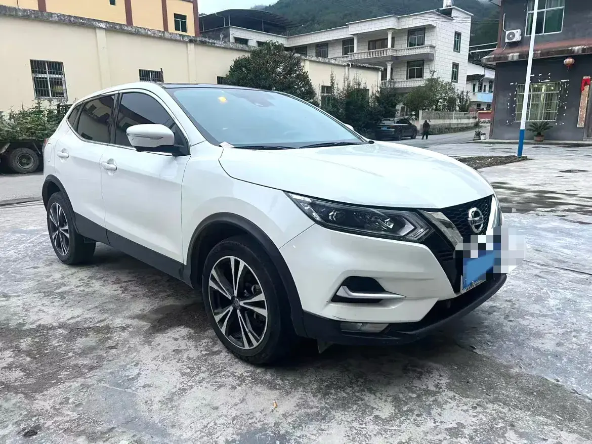 2021 NISSAN QASHQAI thumbnail 3