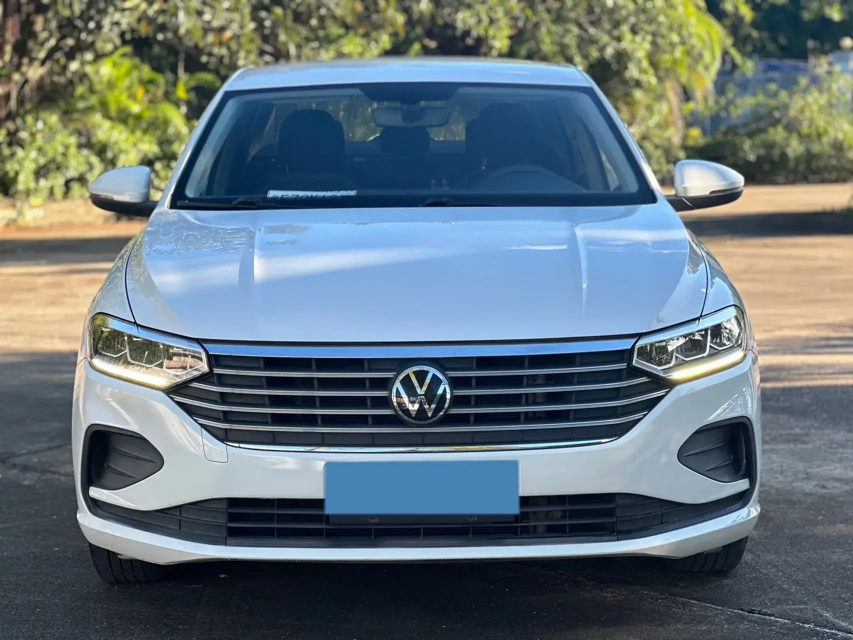 2023 VOLKSWAGEN LAVIDA thumbnail 2