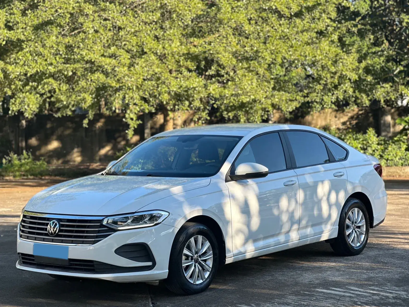 2023 VOLKSWAGEN LAVIDA view 1