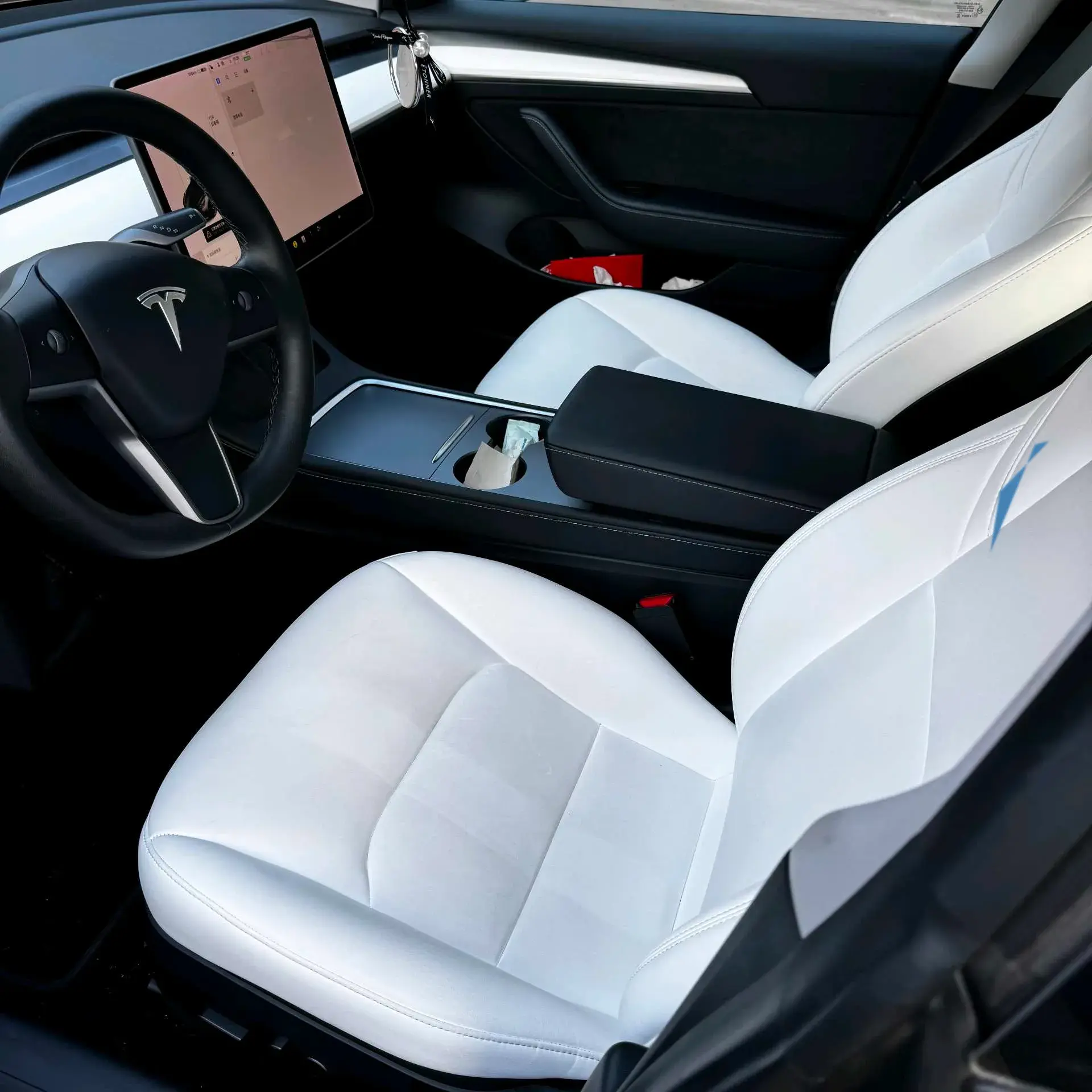 2021 TESLA MODEL thumbnail 2