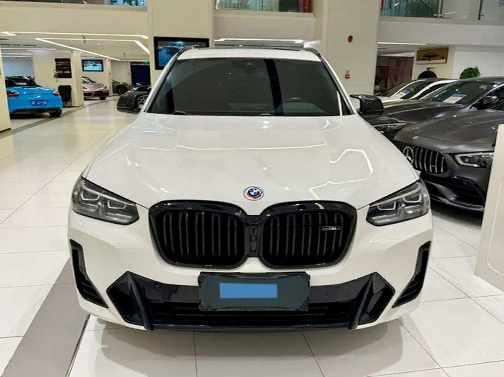 2022 BMW 3.0T thumbnail 2