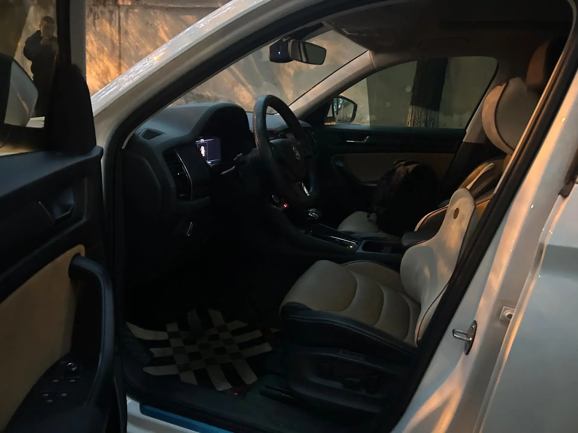 2019 SKODA KODIAK thumbnail 3