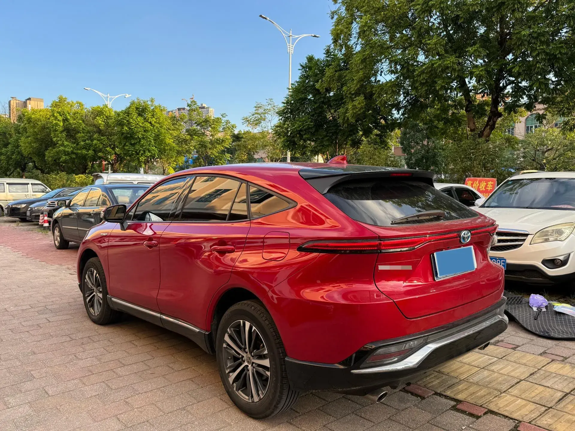 2022 TOYOTA VENZA thumbnail 4