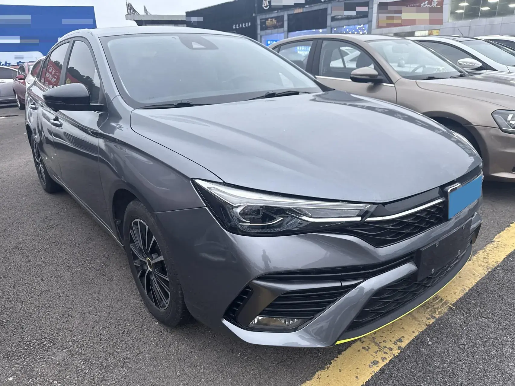 2021 ROEWE I5 thumbnail 3