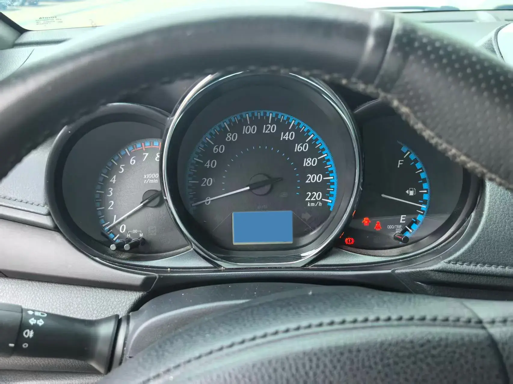 2019 TOYOTA YARIS thumbnail 3