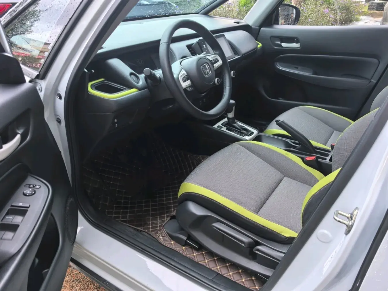 2021 HONDA FIT thumbnail 4