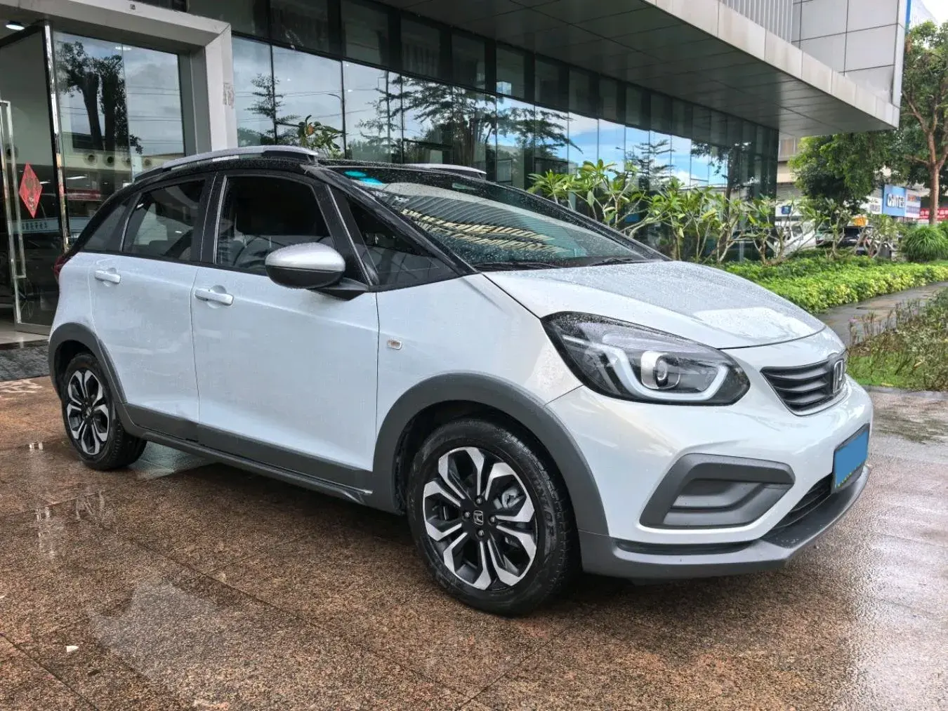 2021 HONDA FIT thumbnail 3