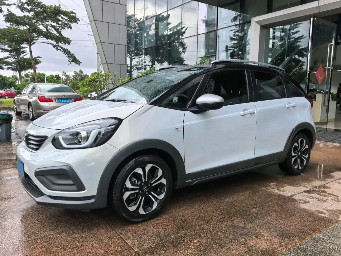 2021 HONDA FIT view 1