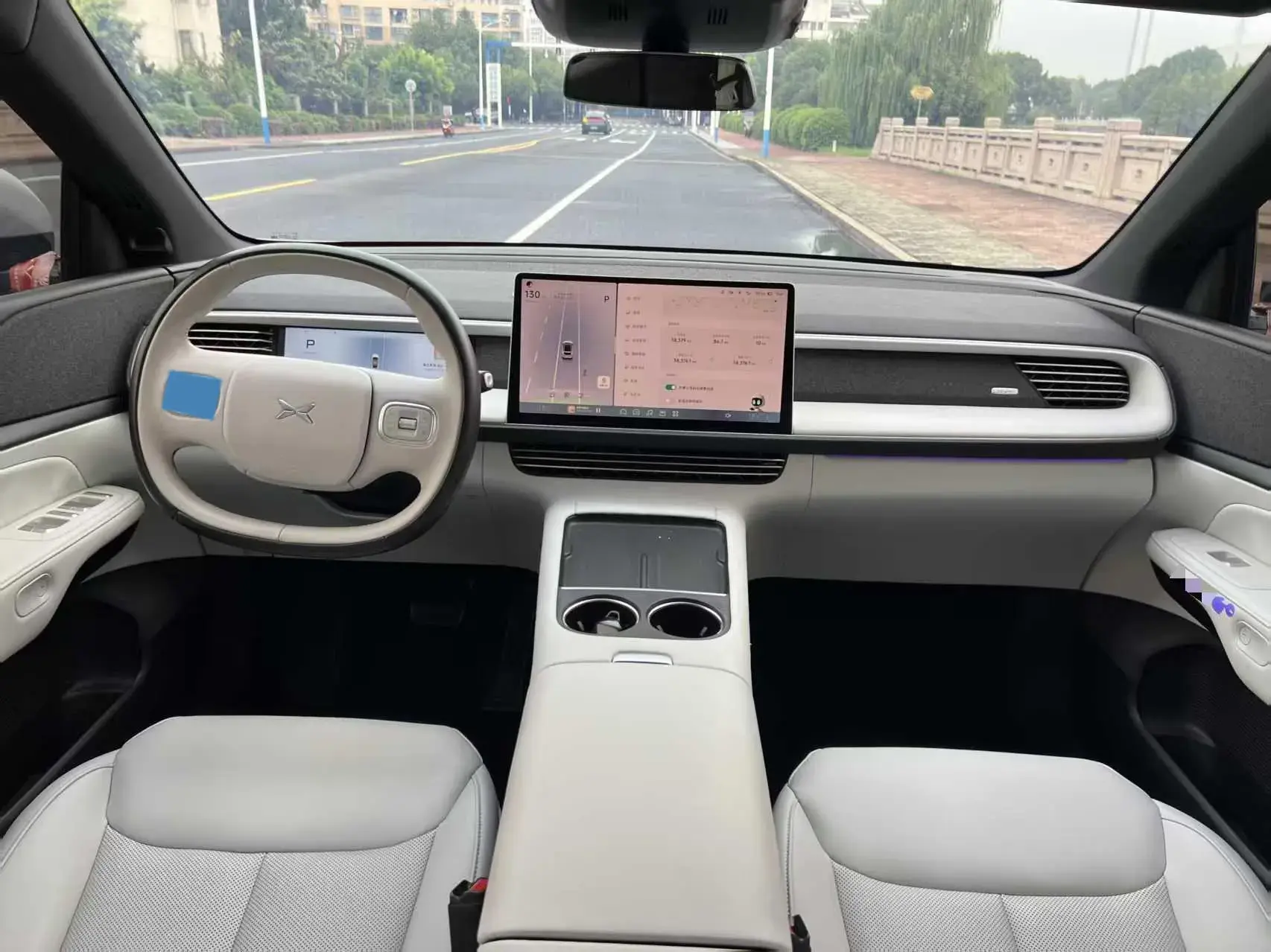 2023 XPENG G6 thumbnail 4