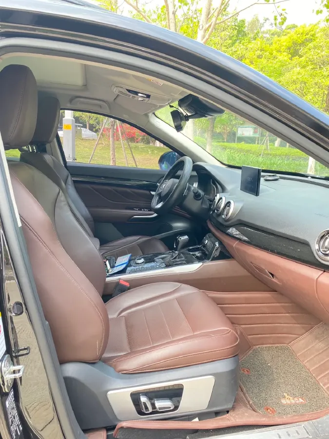 2017 Zotye T700 2.0T 190HP L4 8AT,autocango,china used car exporter,china ev exporter,chinese used car exporter,chinese used ev exporter