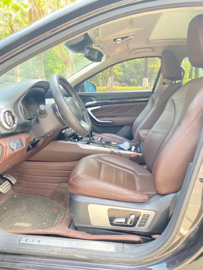 2017 Zotye T700 2.0T 190HP L4 8AT,autocango,china used car exporter,china ev exporter,chinese used car exporter,chinese used ev exporter