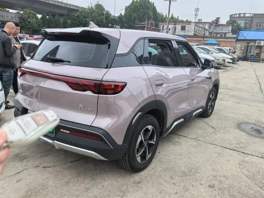 2024 BYD YUANUP thumbnail 4