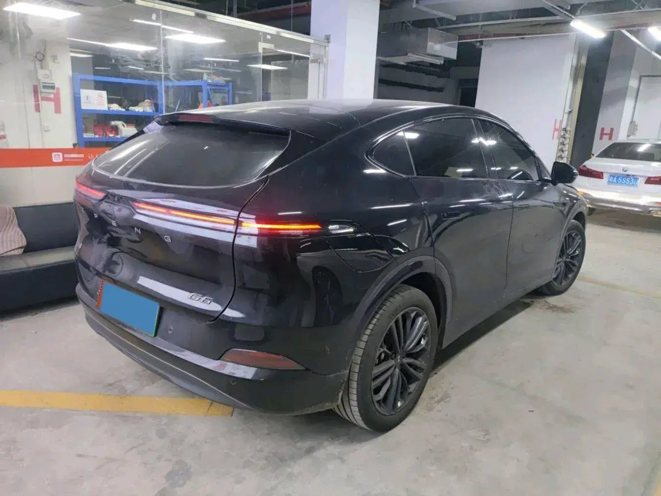 2024 XPENG G6 thumbnail 4