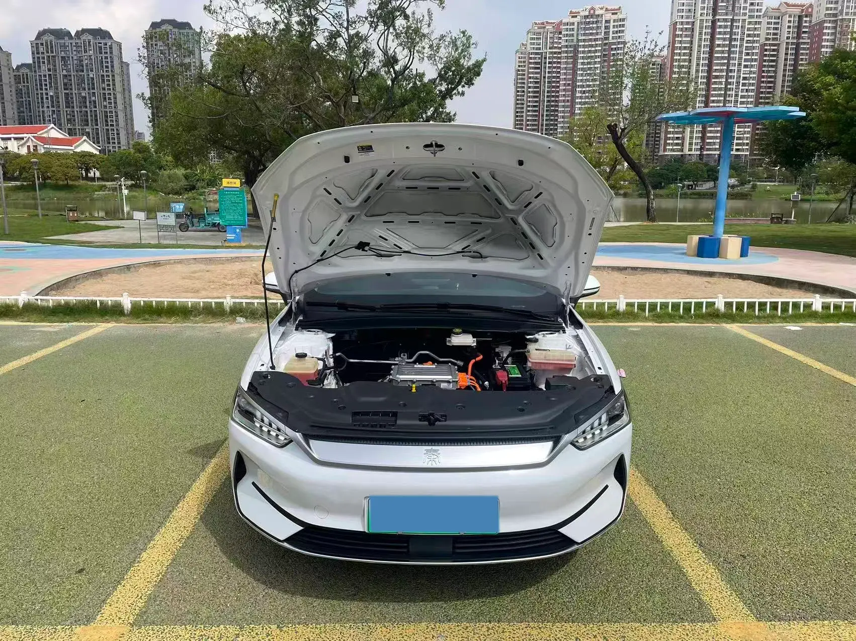 2021 BYD QIN thumbnail 2