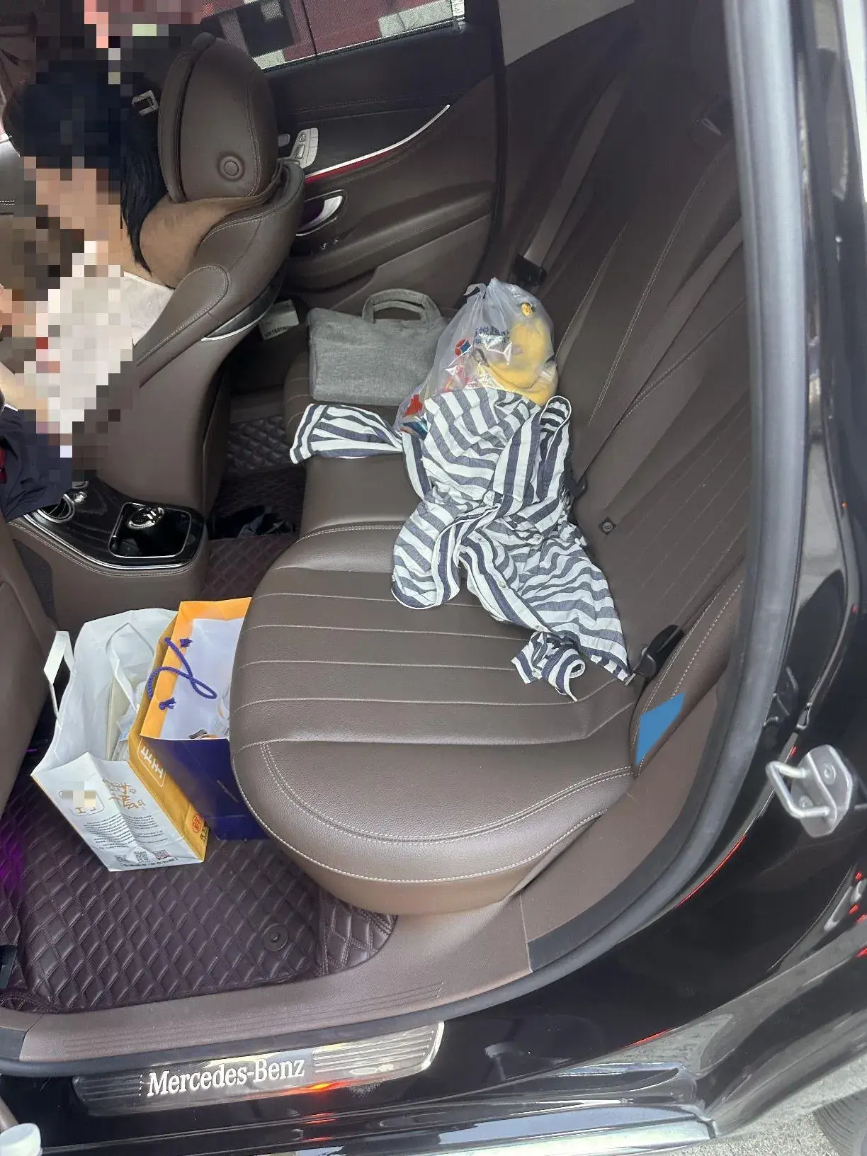 2022 MERCEDES-BENZ E thumbnail 4