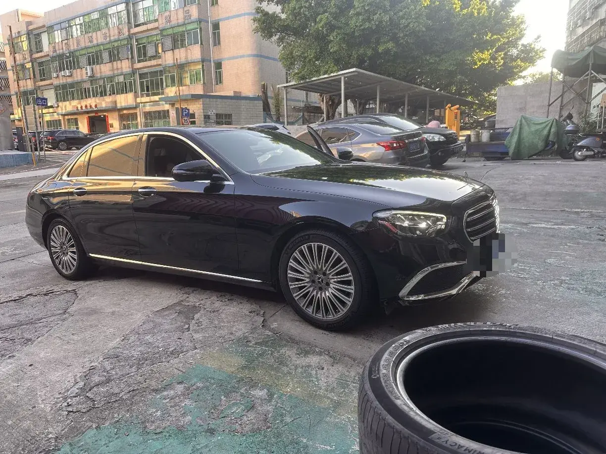 2022 MERCEDES-BENZ E thumbnail 2