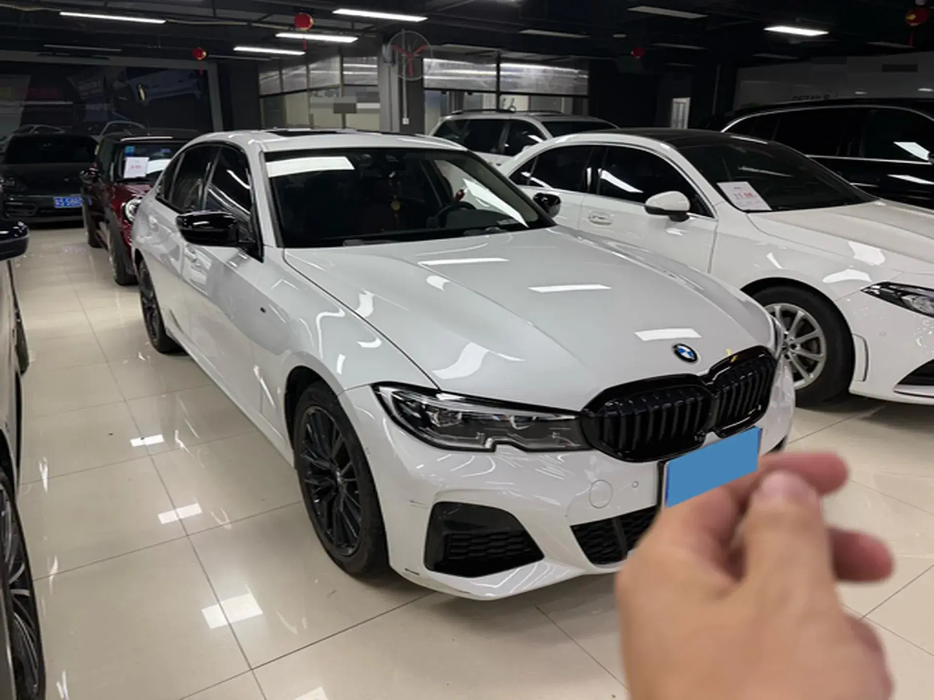 2022 BMW 3 thumbnail 2