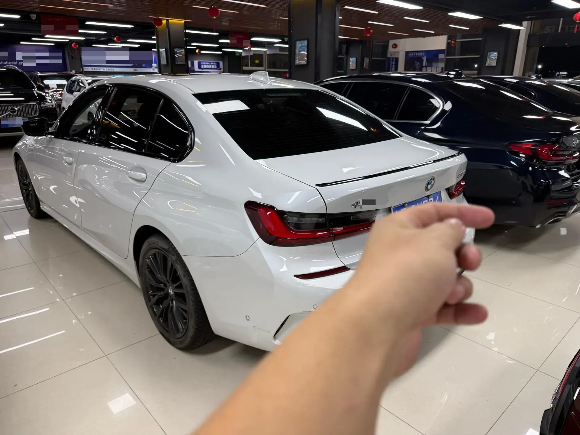 2022 BMW 3 thumbnail 3