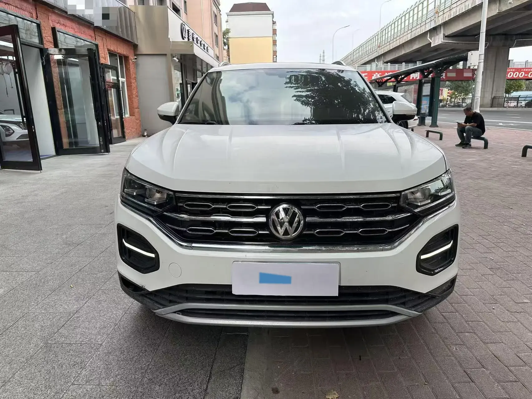 2019 VOLKSWAGEN TAYRON thumbnail 2