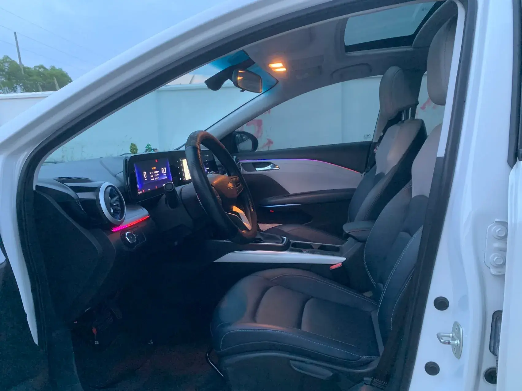 2023 CHEVROLET MONZA thumbnail 4