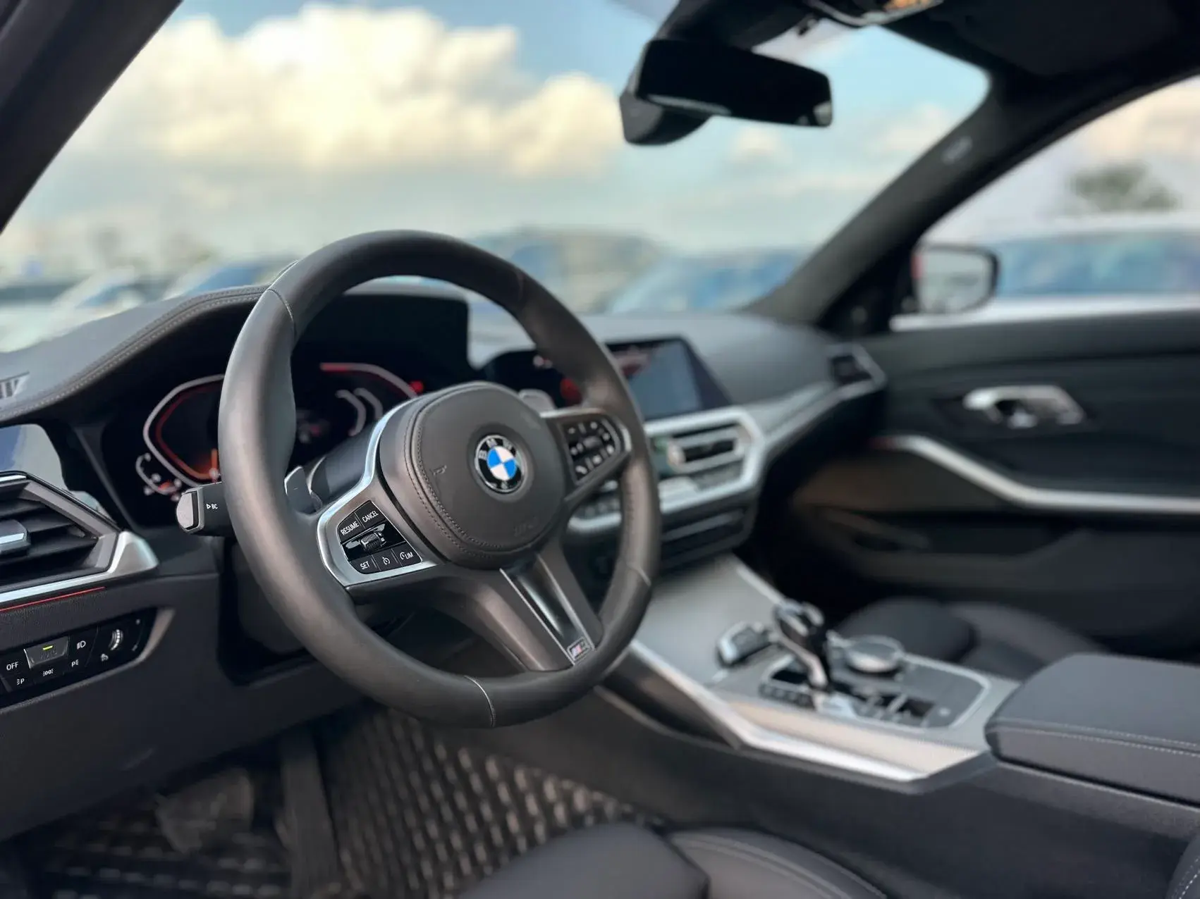 2020 BMW 3 thumbnail 4