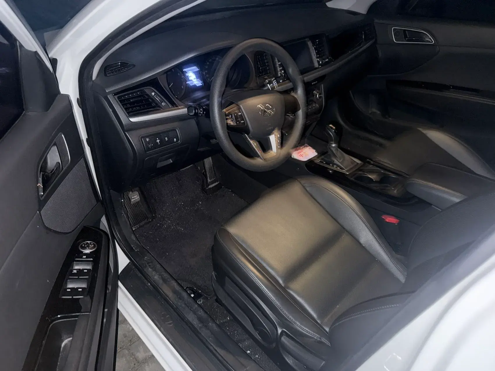 2017 HYUNDAI MISTRA thumbnail 3