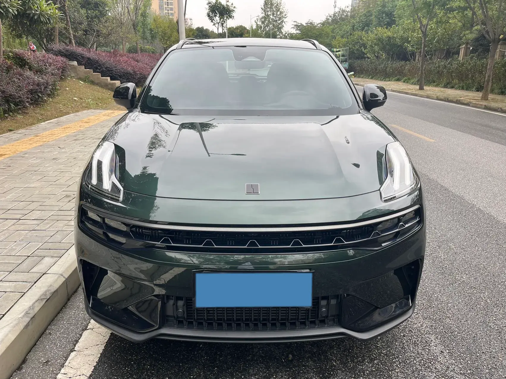 2023 LYNK&CO 06 thumbnail 2