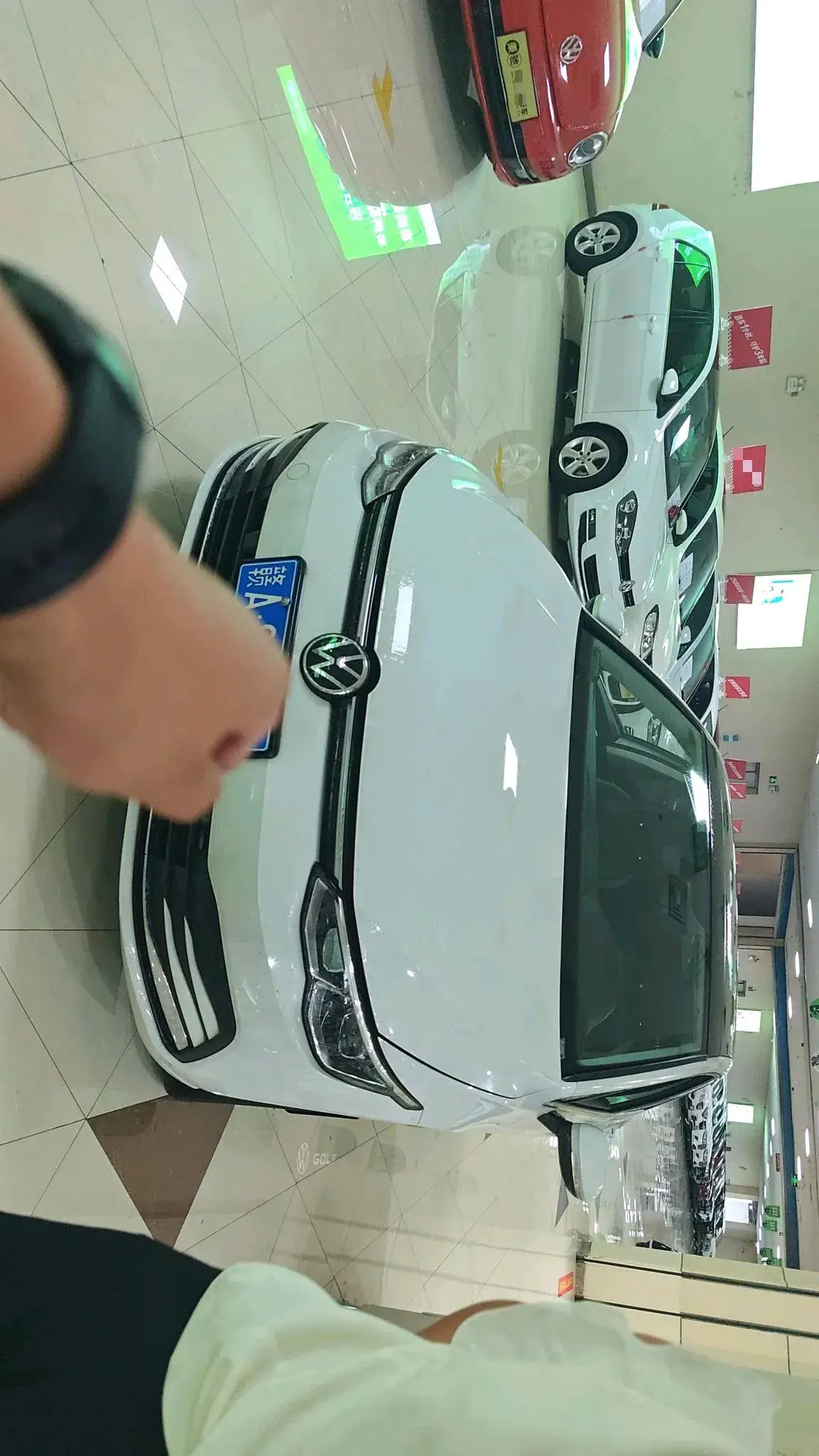 2024 VOLKSWAGEN GOLF thumbnail 2