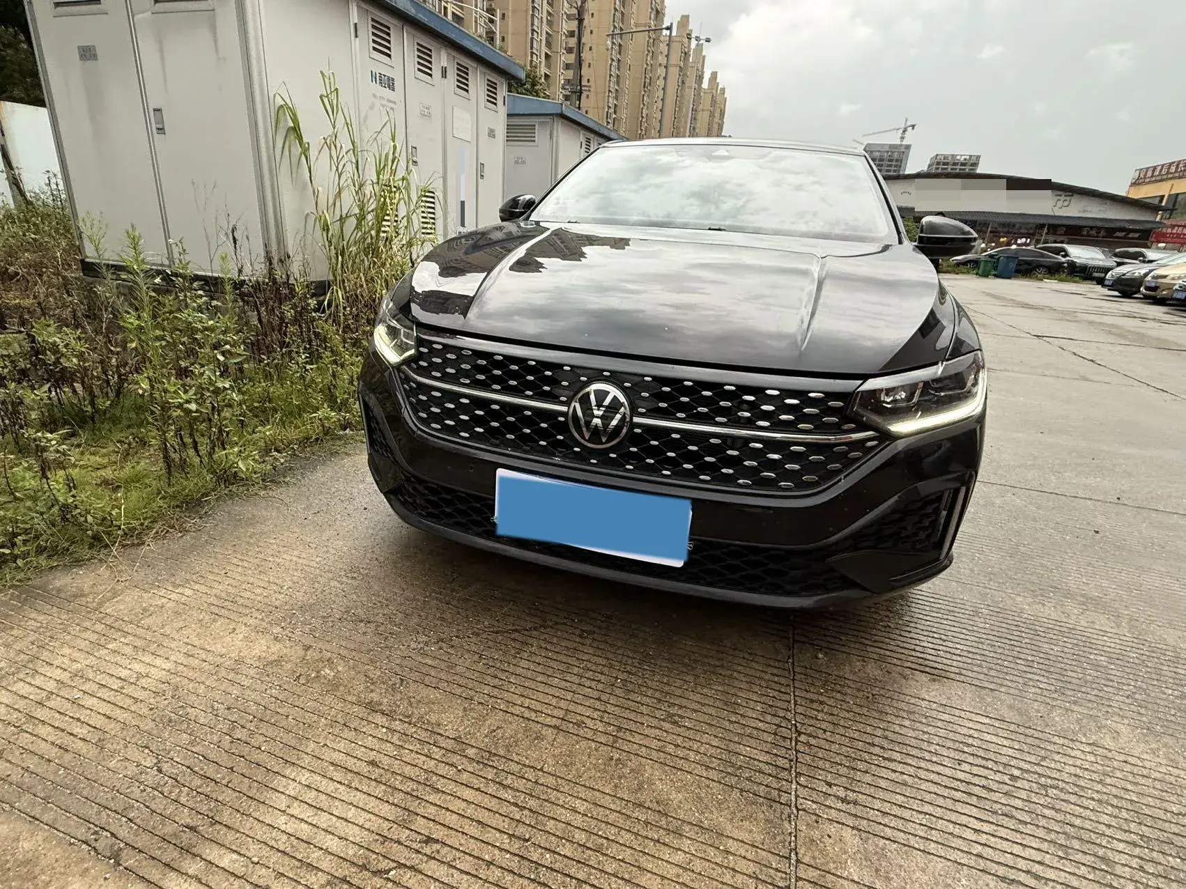 2024 VOLKSWAGEN LAVIDA thumbnail 3