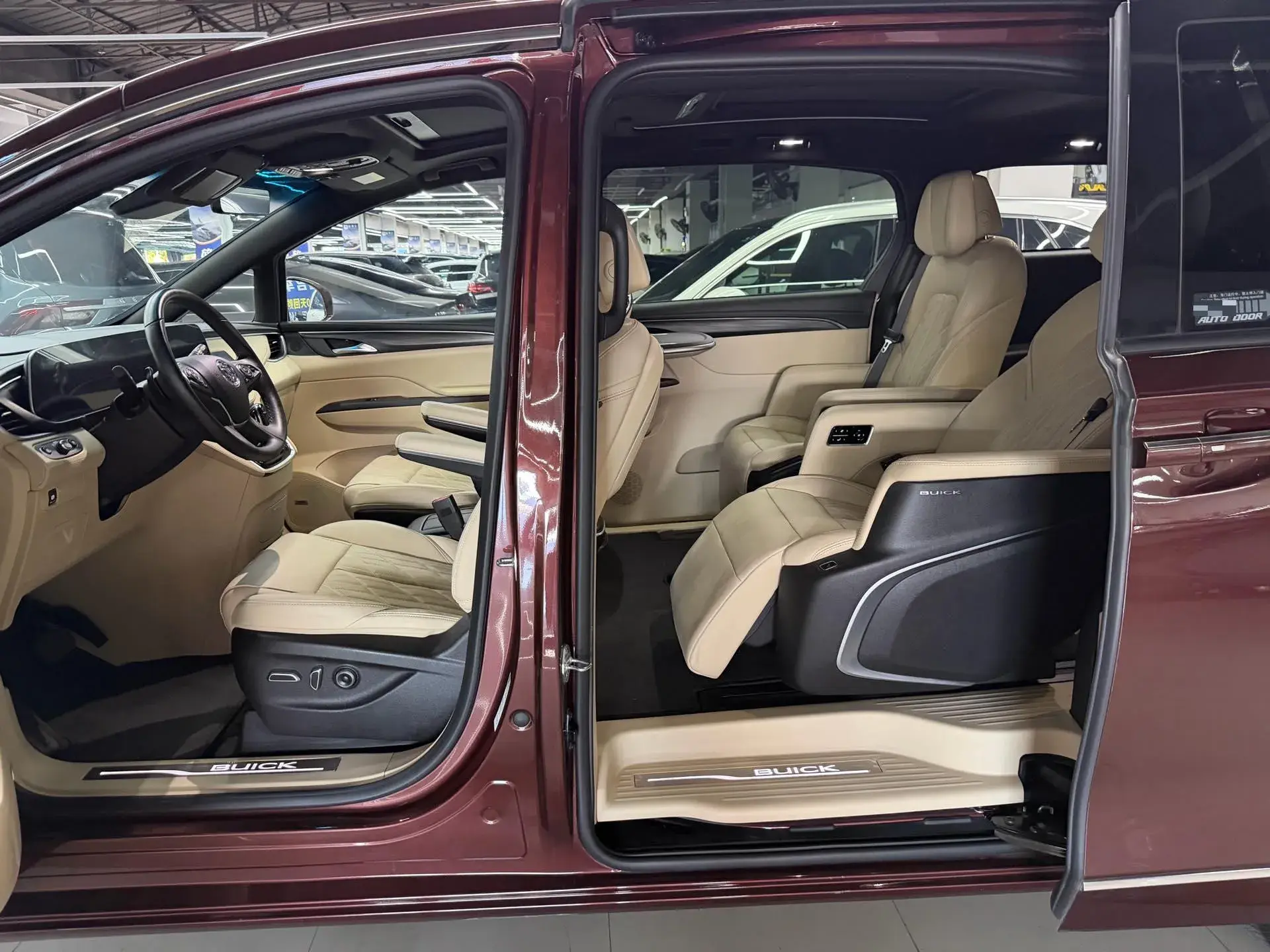 2022 BUICK GL8 thumbnail 2