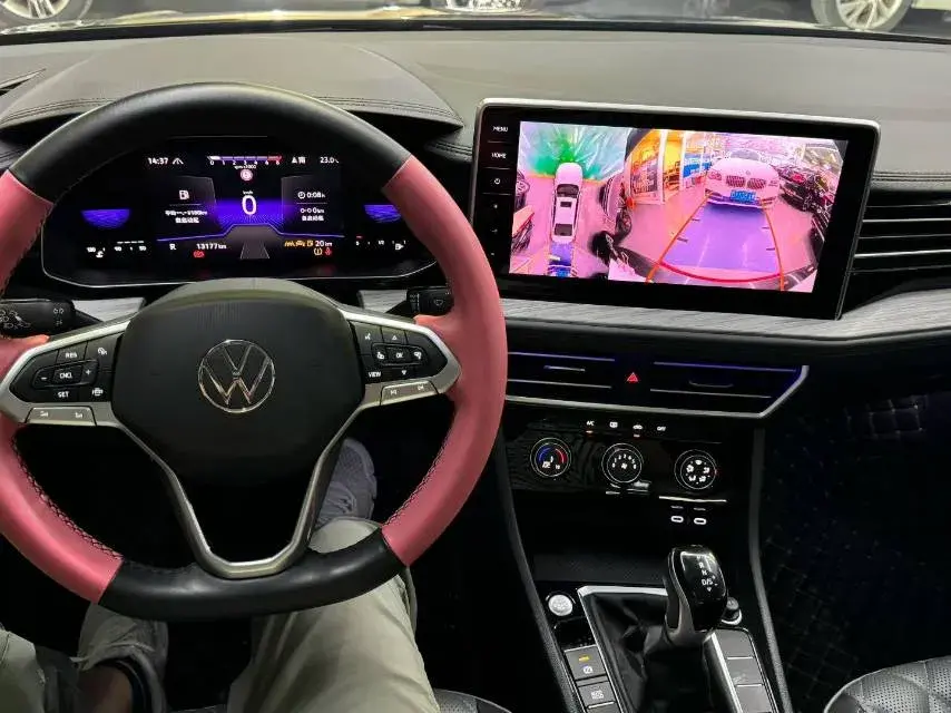 2024 VOLKSWAGEN SAGITAR thumbnail 4