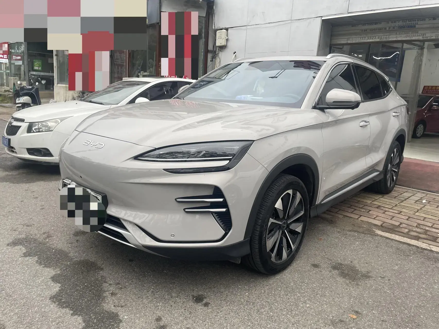 2024 BYD SONG view 1