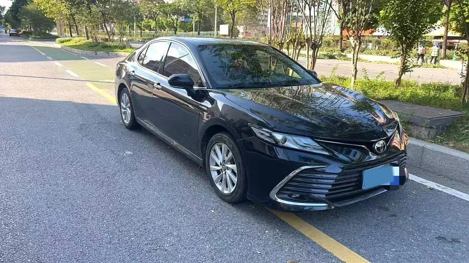 2021 TOYOTA CAMRY thumbnail 3